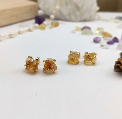 Natural Quartz Claw Earrings - 24K Gold Plated