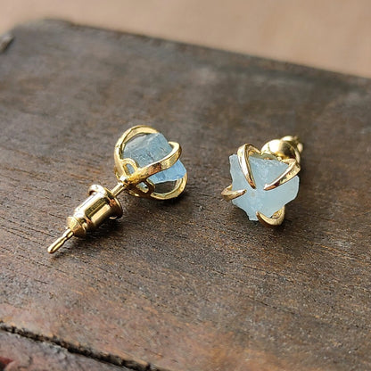 Natural Quartz Claw Earrings - 24K Gold Plated